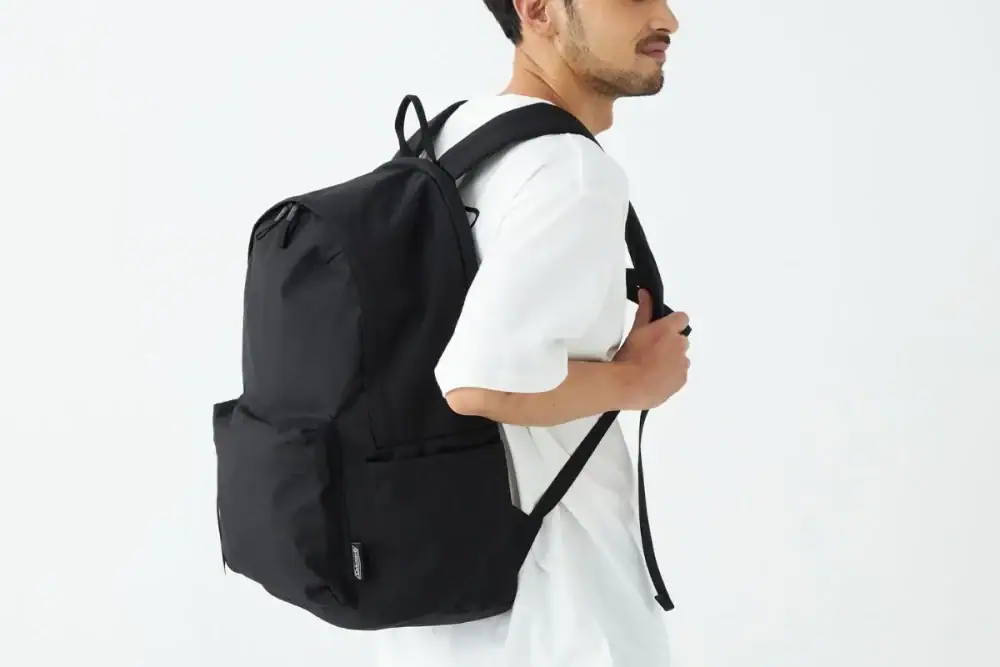 第3位　【コールマン】ビジネスもOKな“大人の街使いバッグ”決定版！新作「ユニウォーカー」はスーツに似合うコスパ最強の全9型