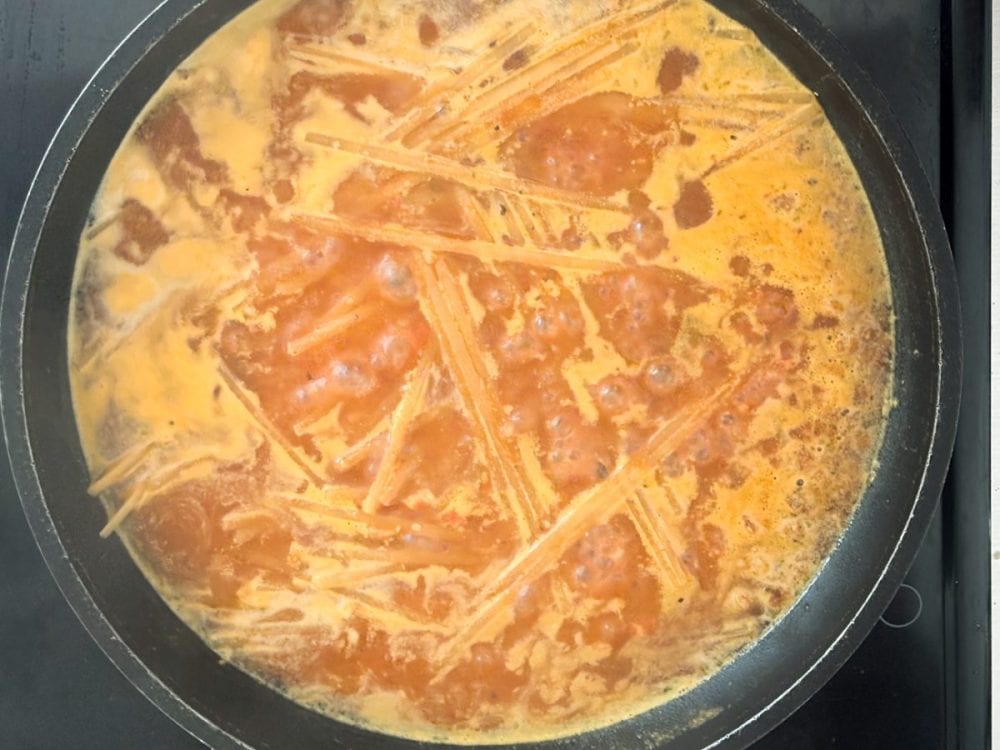 商品説明によると、茹で時間は中火から強火で8〜10分