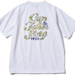 キャプテンスタッグ　50th CAPTAIN STAG T-Shirt（ポップロゴ／ホワイト）