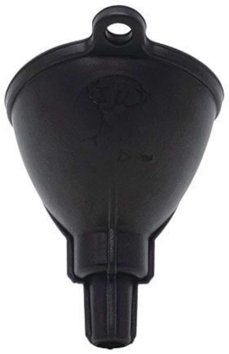 クラシックロゴが金で刺しゅうされたクッションケースと耐油性に優れたロートまでセットに