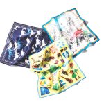 クラシクス･ザ･スモールラグジュアリ　Natsu Yamaguchi イラストハンカチ