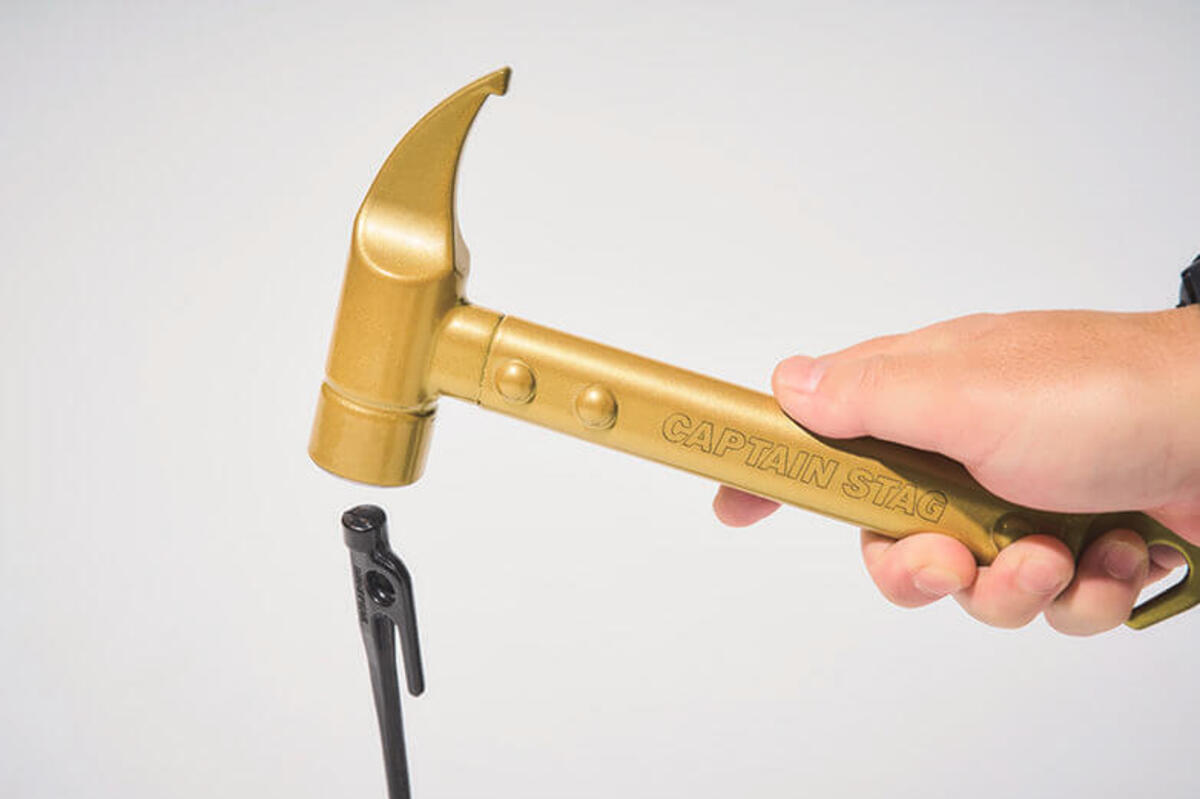 ヘッドの重さでパワフルに打てる