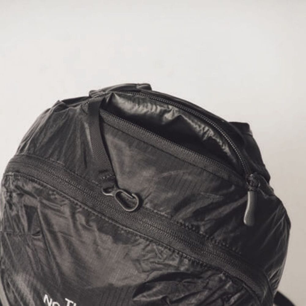 ポケットの中にキークリップ