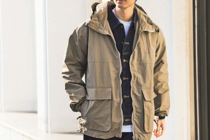 【スノーピークが1万円台!?】アーバンリサーチドアーズ別注の「高機能アウター」が春の正解!収納力もデザインも死角なしの傑作2選