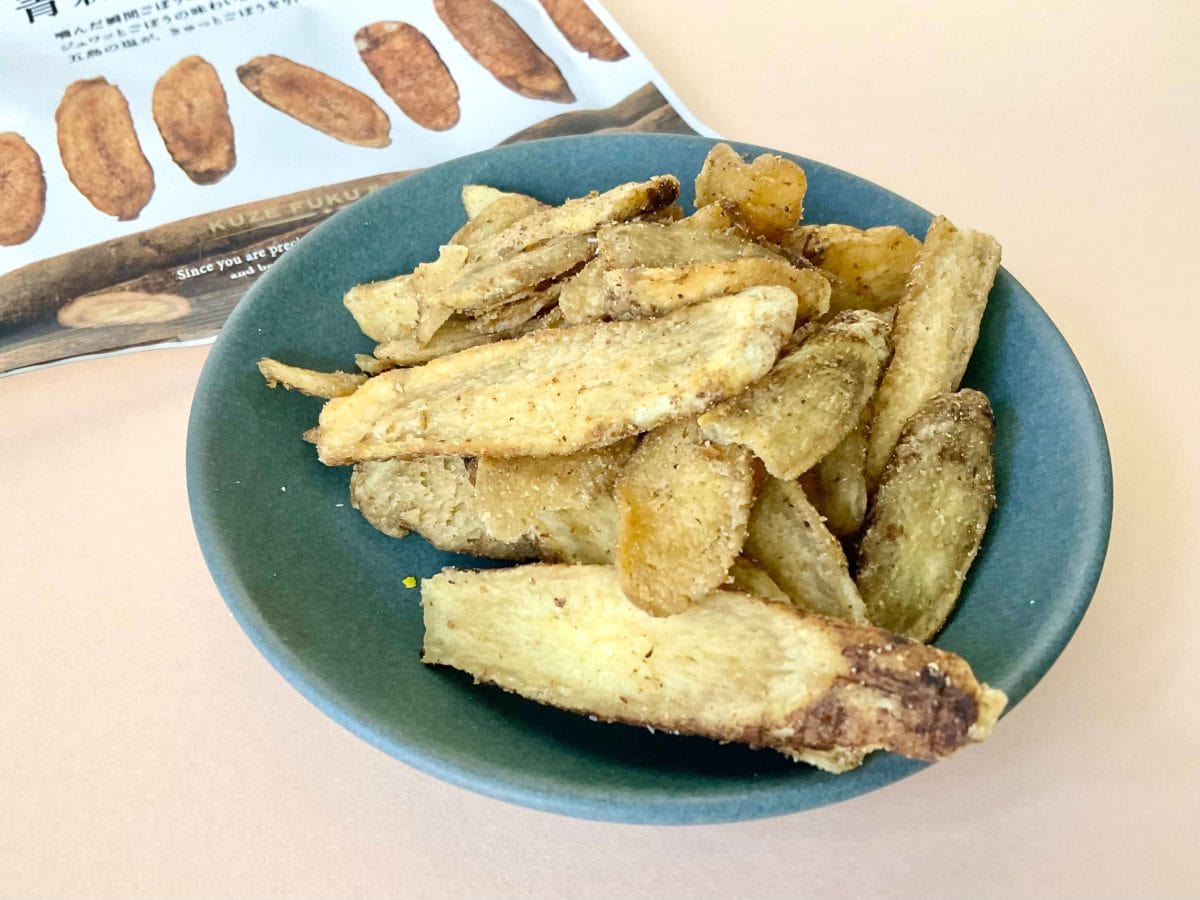 【久世福商店の本気】即リピ確定！見た目はみかん、中身はチョコ…!? “新感覚すぎる”冬の新作お菓子をガチ食べ比べ