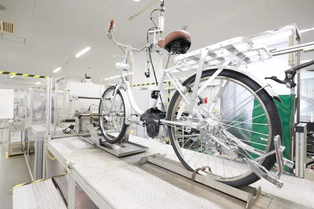 第1位 【免許不要】パナソニックの本気!初の自転車型「特定小型原付」MUが快適すぎて感動級