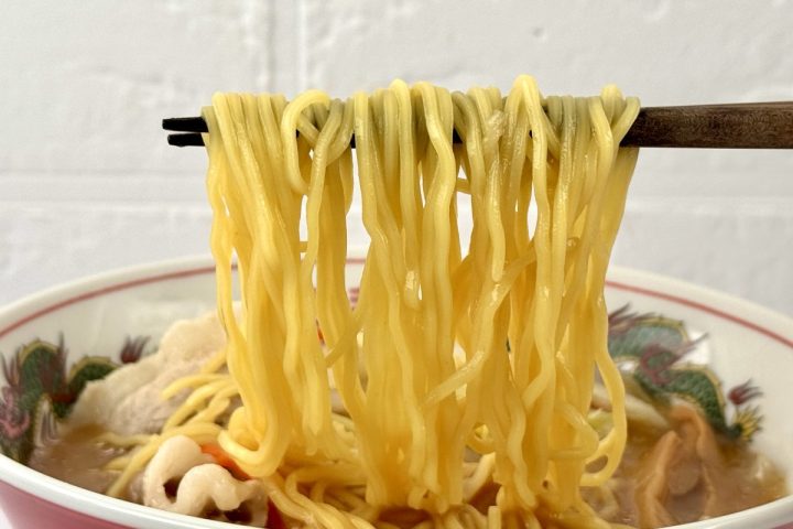 【本当にうまいインスタント麺】3万食食べたマニア激推し「寒い冬にこそ食べるべき」最強のご当地袋麺3選