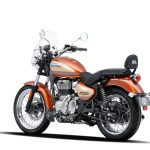 Sundowner Orange(サンダウナー‧オレンジ)と名付けられたカラーリングは、柔らかな⻩⾦⾊の光りに包まれるゴールデンアワーをイメージ