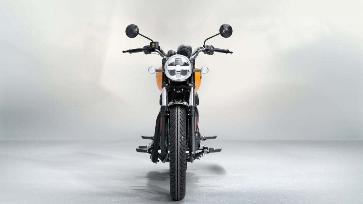 METEOR 350全シリーズにLEDヘッドライトとトリッパーが標準装備となった