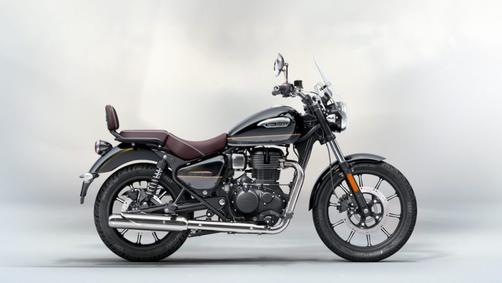 「スーパーノヴァシリーズ」のブラックカラー