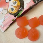 猫型や肉球の可愛らしい限定仕様に