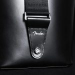 第3位　【ギターストラップが装着できる!?】フェンダーの「限定2WAYバッグ」が傑作。経年変化も楽しめる