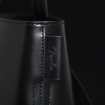 第3位　【ギターストラップが装着できる!?】フェンダーの「限定2WAYバッグ」が傑作。経年変化も楽しめる