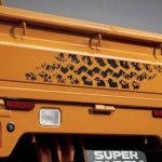 第3位　【黒でキメた軽トラが激渋】スズキ「キャリイ」が顔面刷新！人気の特別仕様車“Xリミテッド”も同時発売