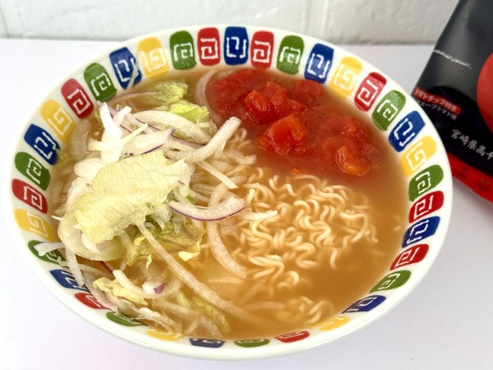 宮崎経済連直販 宮崎県高千穂産トマト使用 Tomato麺／ラーメンというよりは、イタリアンのスープパスタに近い感覚でも楽しめる、新感覚のラーメンです