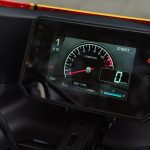 視認性に優れる5インチTFTディスプレイ