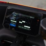 走行シチュエーションに応じてセレクトが可能な走行モードも備える