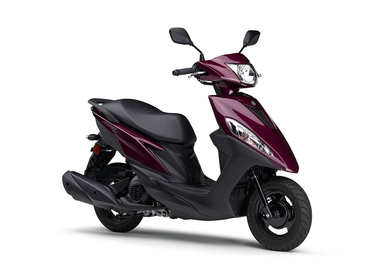 エレガントな“パープル（ダークグレーイッシュマゼンタメタリック）”のほか、スマートでスタイリッシュな“マットダークブルー（マットダークパープリッシュブルーメタリック）”、シンプルな“ブラック（ブラックメタリック）”、そしてどんなシーンにも馴染む“シルバー（シルバー3）”の全4色を設定