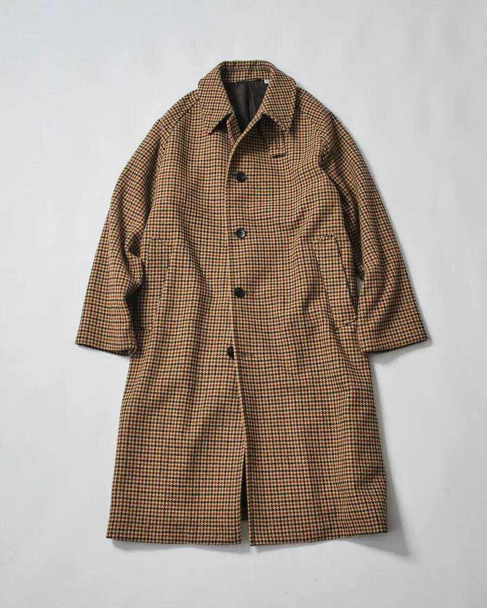 第2位　【え、上下で1万円？】GUのコートも青山のスーツも衝撃価格。スタイリストが組んだ「神コスパ」大人のオンオフコーデ2選