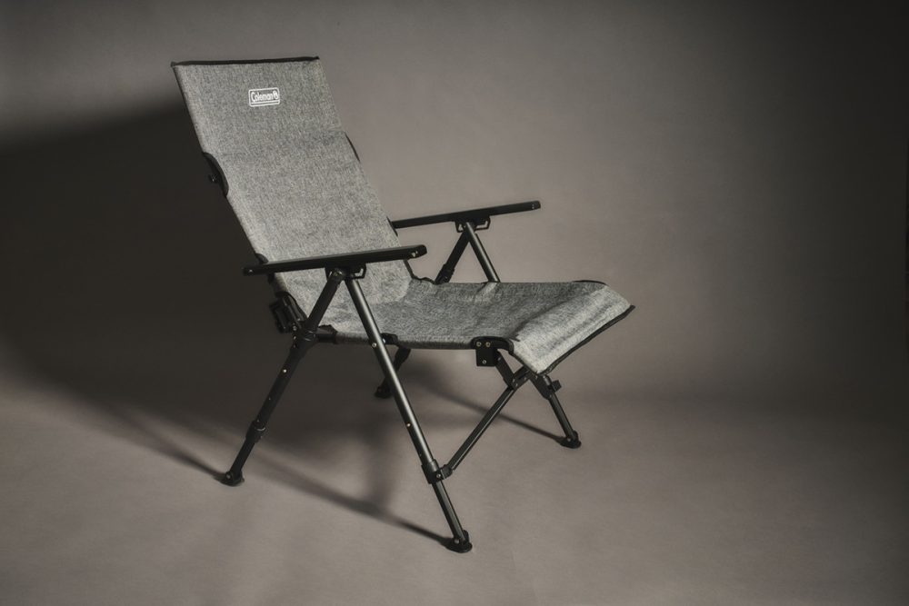 コールマンから登場したリクライニングチェア「レイチェア NX 18」
