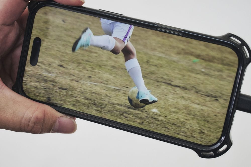 スマホと一眼カメラのいいところをスムーズに橋渡ししてくれる