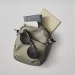 第3位　【1万円以下の手ぶらショルダー】驚異の2,970円！“ティッシュ専用ポケット”便利すぎ…お値段以上の「お散歩バッグ」傑作3選