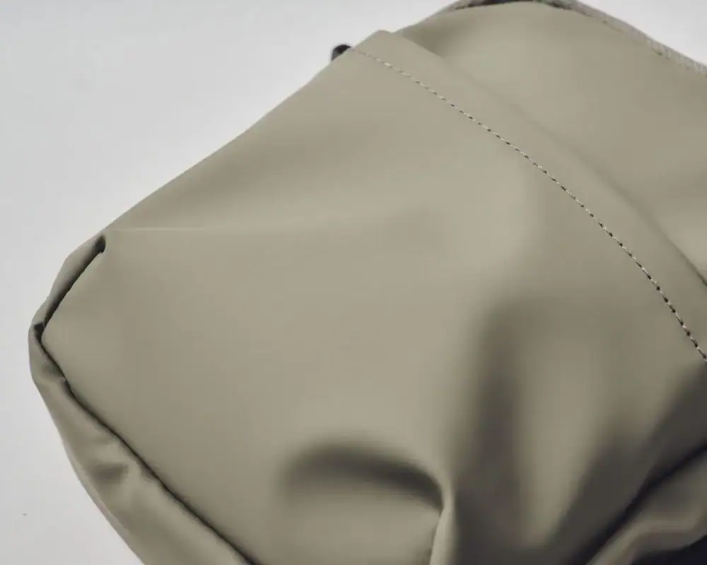 第3位　【1万円以下の手ぶらショルダー】驚異の2,970円！“ティッシュ専用ポケット”便利すぎ…お値段以上の「お散歩バッグ」傑作3選