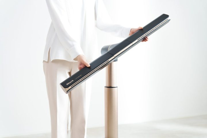 【部屋中360度どこでも送風】扇風機の常識が覆る!シャークの新作「羽根なしタワーファン」の変形ギミックに大興奮