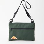 ケルティ「ES フラット ポーチ SM」¥3,850/H21×W29×D1㎝