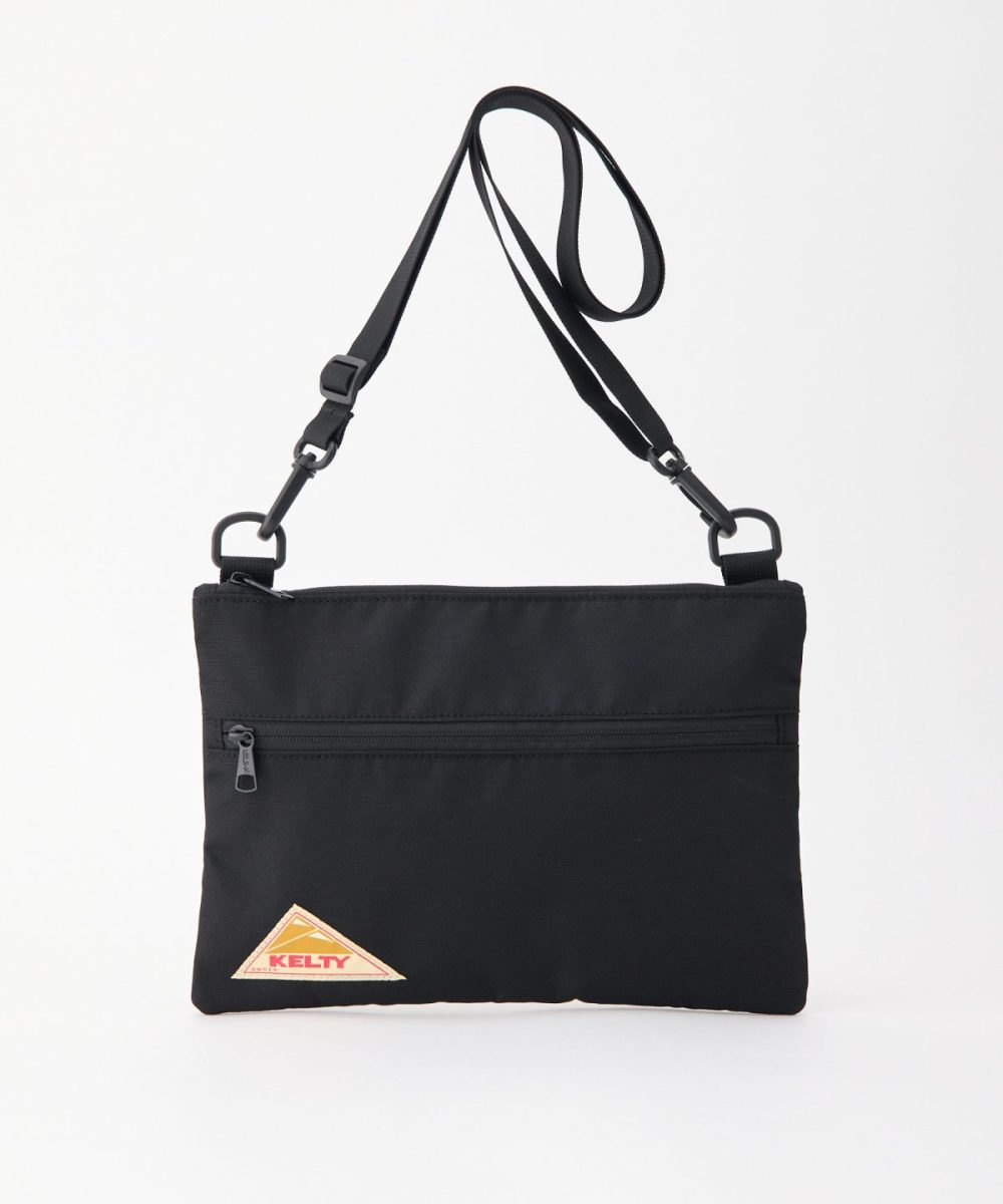 ケルティ「ES フラット ポーチ SM」￥3,850／H21×W29×D1㎝