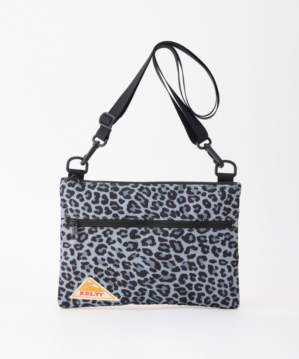 ケルティ「ES フラット ポーチ SM」￥3,850／H21×W29×D1㎝