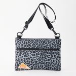 ケルティ「ES フラット ポーチ SM」¥3,850/H21×W29×D1㎝