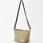 ケルティ「ES ミニ ユージュアル ポーチ」¥3,630/H13×W23×D9㎝