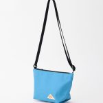 ケルティ「ES ミニ ユージュアル ポーチ」¥3,630/H13×W23×D9㎝