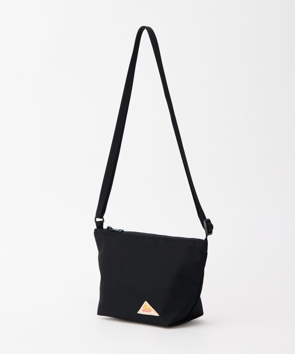 ケルティ「ES ミニ ユージュアル ポーチ」￥3,630／H13×W23×D9㎝