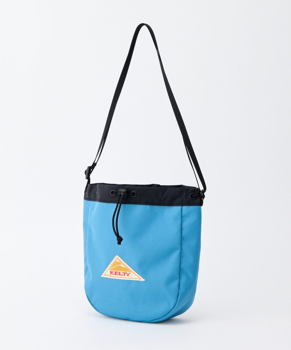 ケルティ「ES キンチャク ショルダー」￥3,520／H23×W20×D7㎝