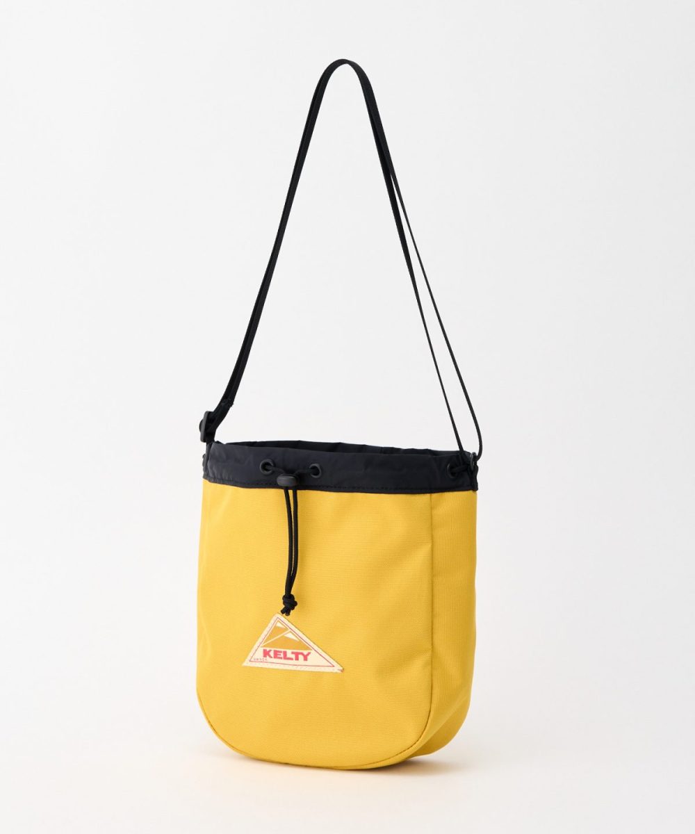 ケルティ「ES キンチャク ショルダー」￥3,520／H23×W20×D7㎝