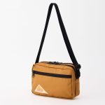 ケルティ「ES レクタングル ジップ ショルダー S」¥5,940/H14×W23×D7㎝