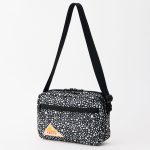 ケルティ「ES レクタングル ジップ ショルダー S」¥5,940/H14×W23×D7㎝