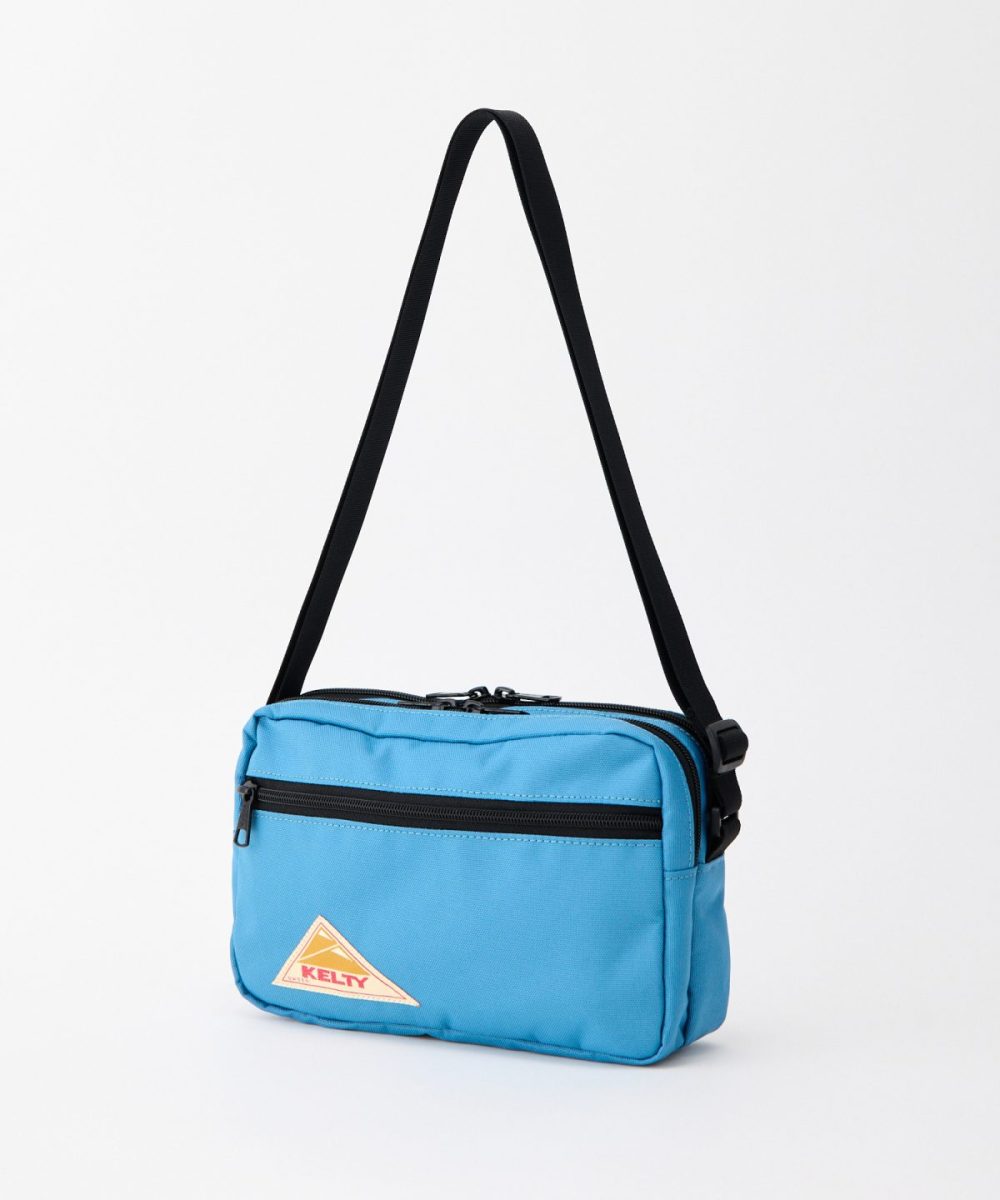 ケルティ「ES レクタングル ジップ ショルダー S」￥5,940／H14×W23×D7㎝