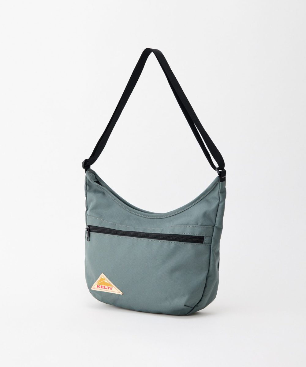 ケルティ「ES カーブ ショルダー S」￥6,600／H28×W34×D7㎝／7ℓ