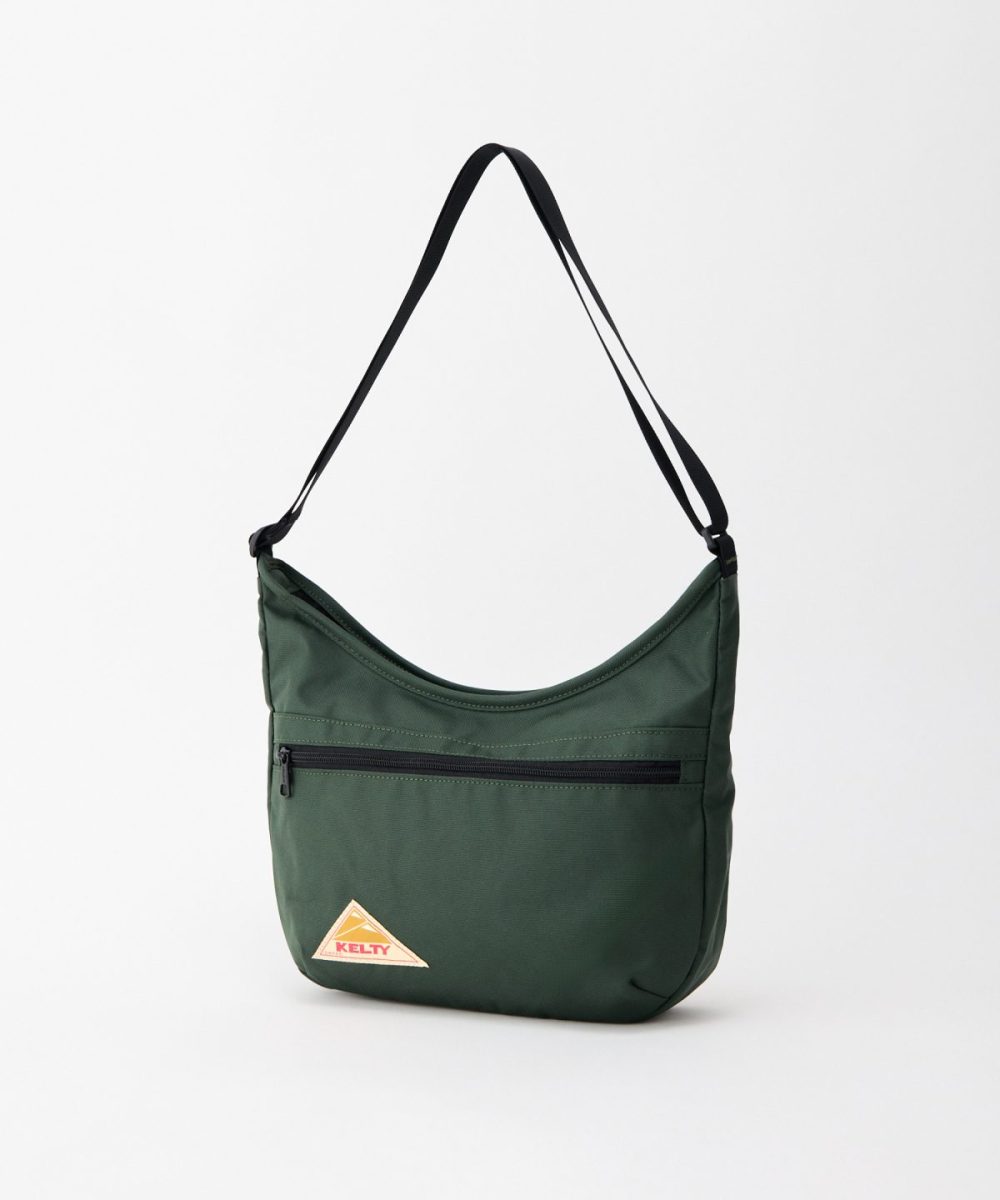 ケルティ「ES カーブ ショルダー S」￥6,600／H28×W34×D7㎝／7ℓ