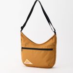 ケルティ「ES カーブ ショルダー S」¥6,600/H28×W34×D7㎝/7ℓ