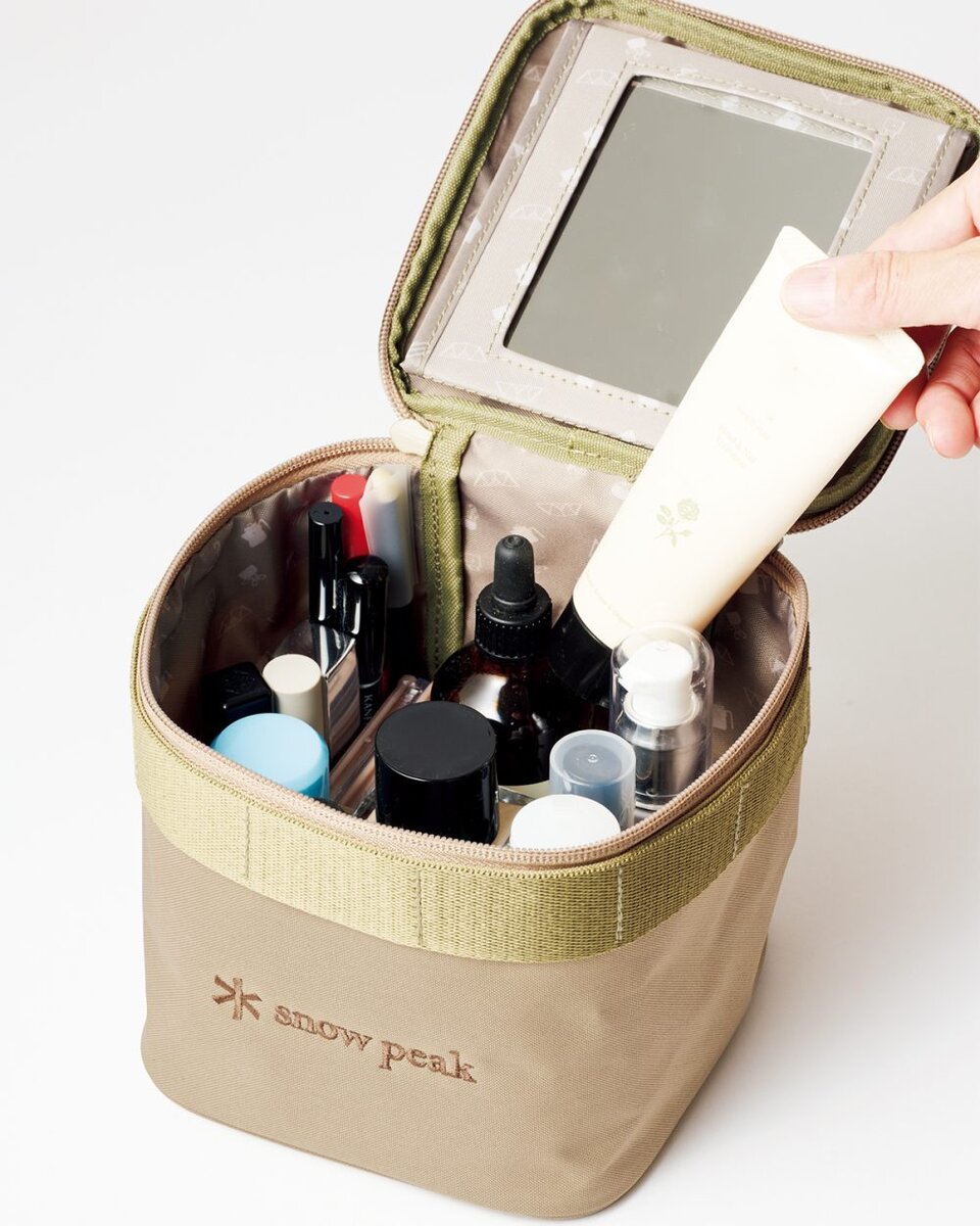 【リンネル6月号増刊付録】「ミラーが取り外せる大きなバニティポーチ」