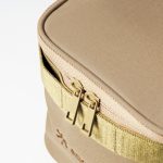 【リンネル6月号増刊付録】「ミラーが取り外せる大きなバニティポーチ」