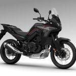 道を気にすることなく冒険ライドを楽しみたいライダー向きの「XL750 TRANSALP」