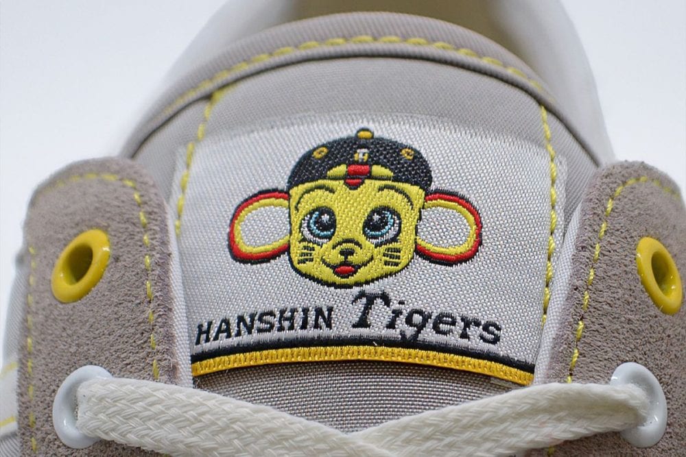 【ちょうどいい推し活感】パンサーと阪神タイガースのコラボスニーカーは公式マスコット キー太 をさりげなくデザインした特別仕様