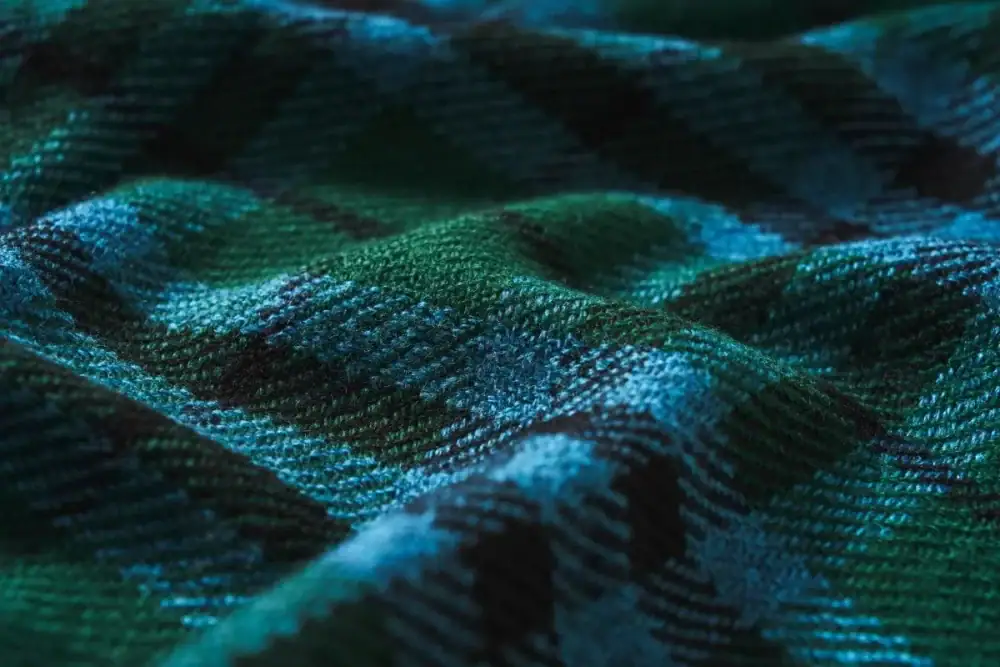 第3位　【ユニクロ】3990円のスウェットパンツが楽なのに上品、ヒートテックマフラーも優秀すぎる…プロが認める「冬の即戦力」徹底解説