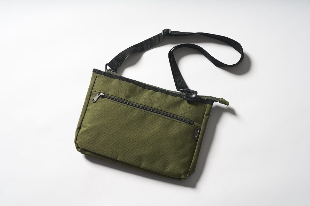 65927 ベーシックアンカーNサコッシュ カーキ W29×H21×D3cm ¥1,500