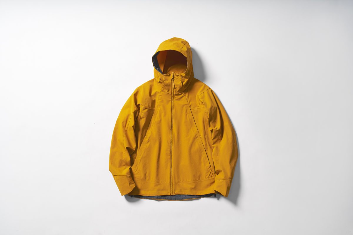 67598 プレミアム超撥水ソフトシェルトレックフーディ ハニーゴールド ¥2,900